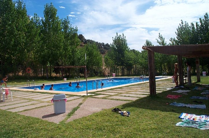 piscina-centro-educacion-ambiental-remolino